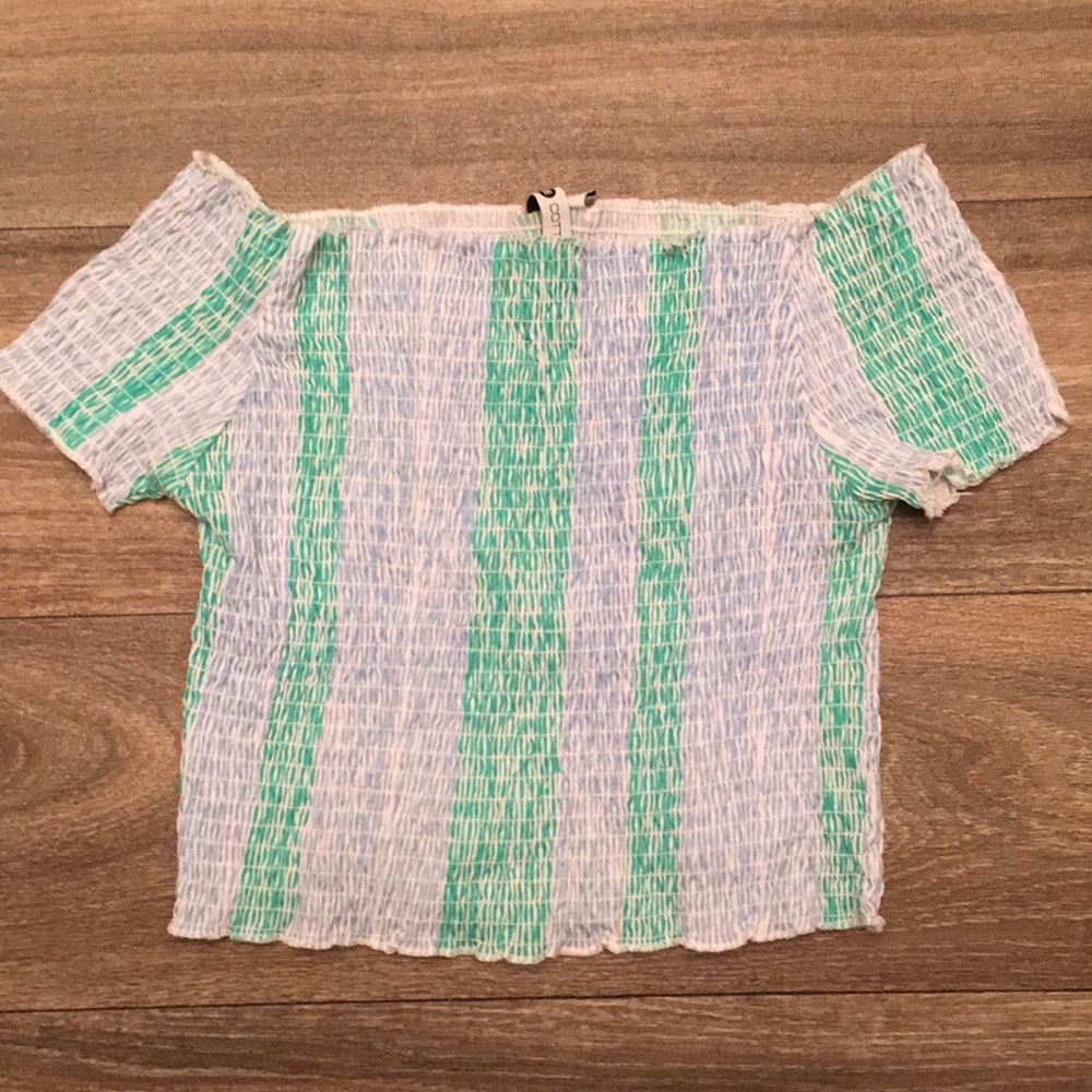 Off the shoulders top